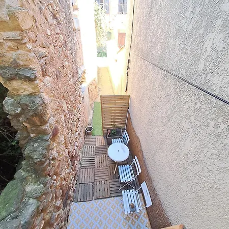 펜션 La Maisonnette De L'impasse *